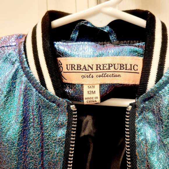 SOLD Urban Republic Metallic Jacket - Picture 7 of 7